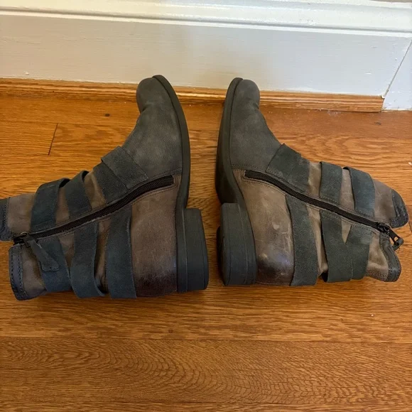 Miz Mooz Savvy Moto Buckle Boots Distressed Gray - 39 - Picture 6 of 9